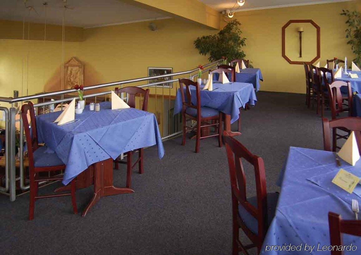 Hotel Grossbeeren Restaurant photo