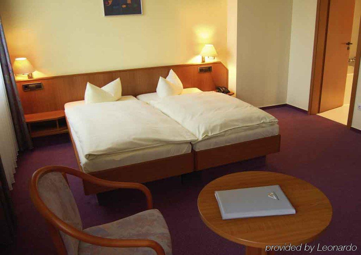 Hotel Grossbeeren Room photo