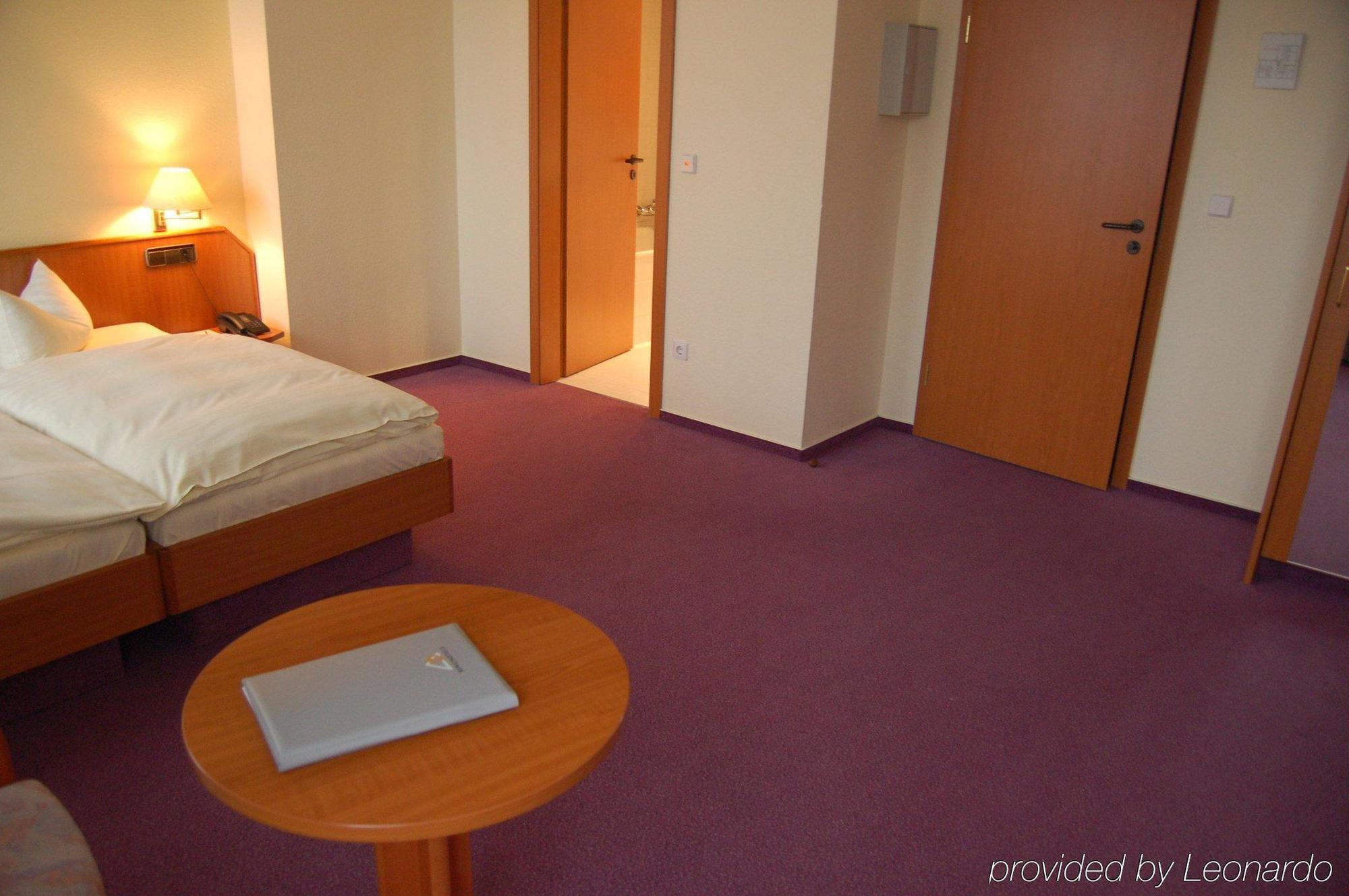 Hotel Grossbeeren Exterior photo